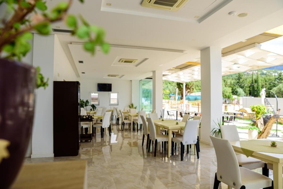 Hotel Orange Dhërmi Exterior foto